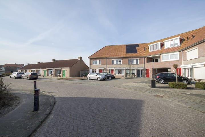 Photo 39 of Kweeklust 15