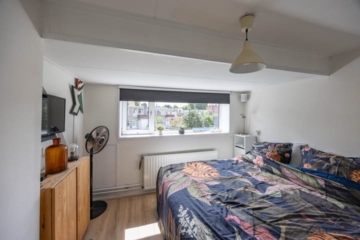 Photo 32 of Graaf Adolfstraat 76-B