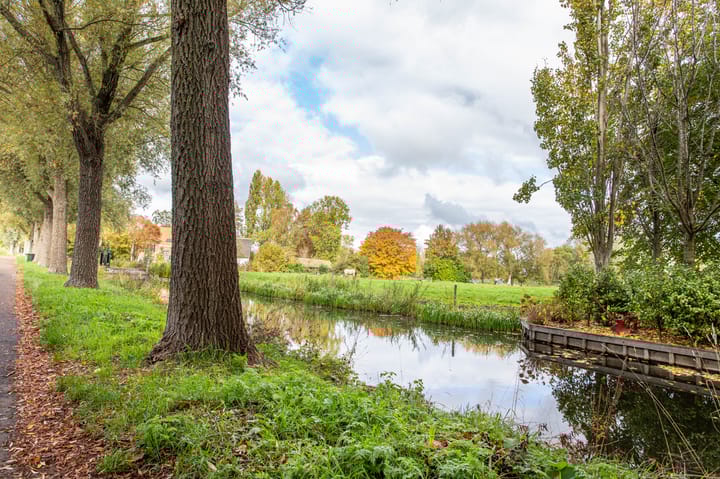 Foto 42 van Klokjeslaan 84