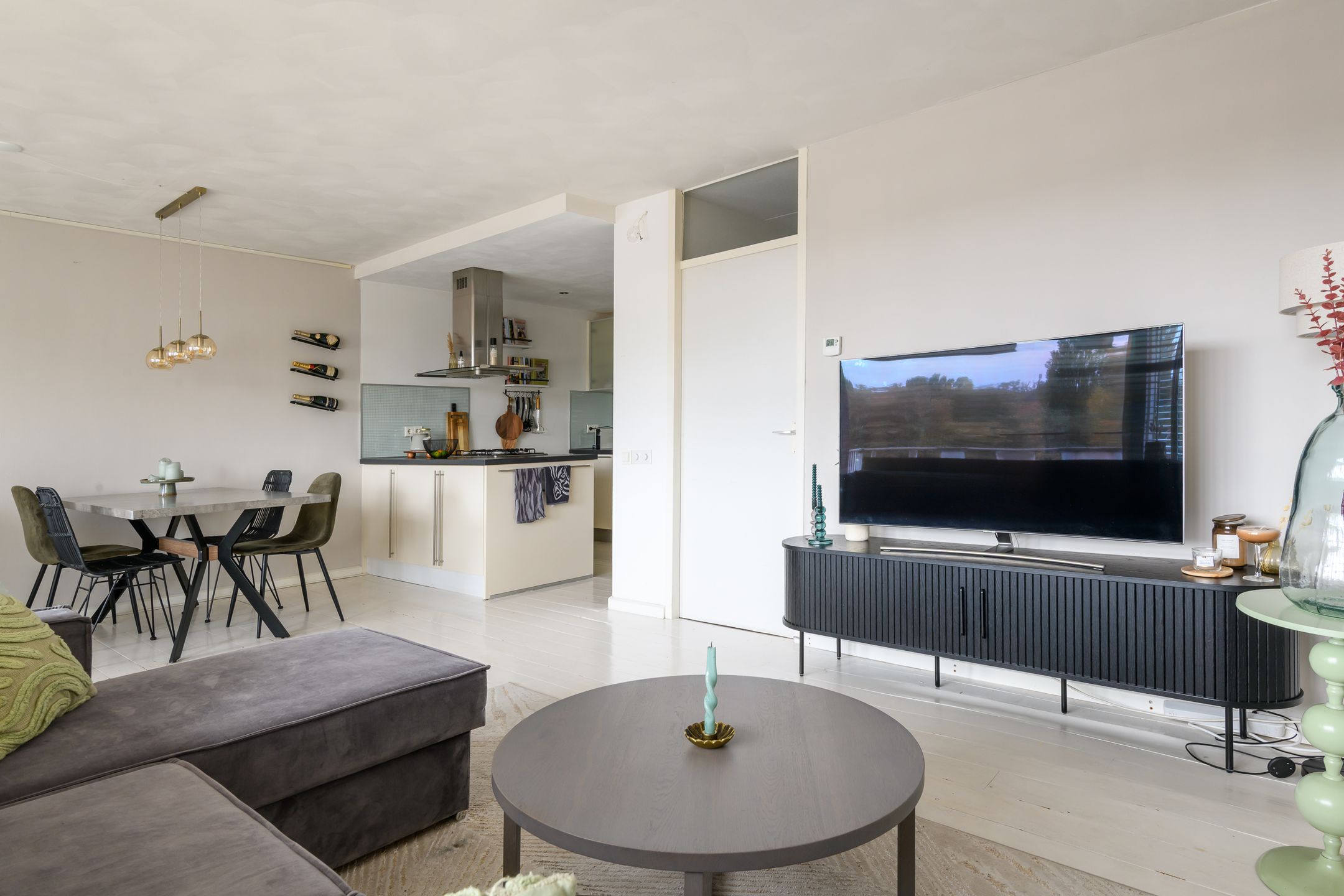 Foto 12 van Molenweg 111-H