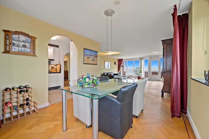 Foto 16 van Gevers Deynootplein 218