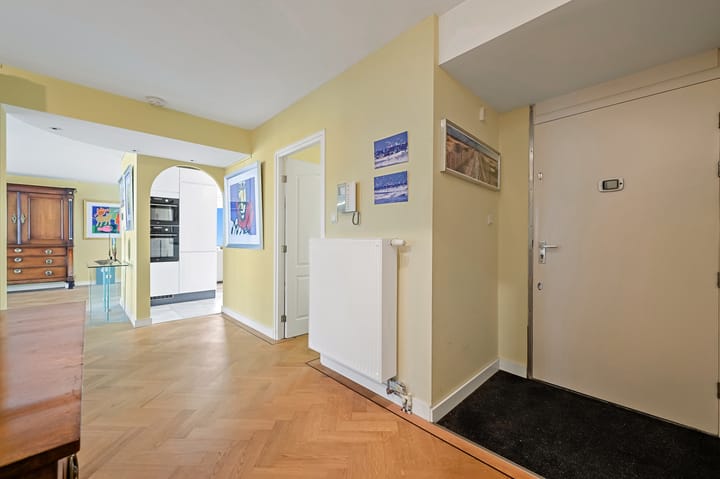 Foto 37 van Gevers Deynootplein 218