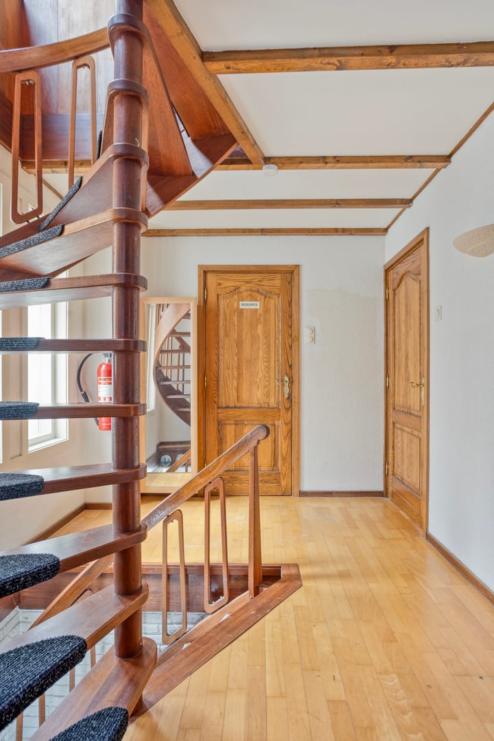 Foto 43 van Parallelweg 44