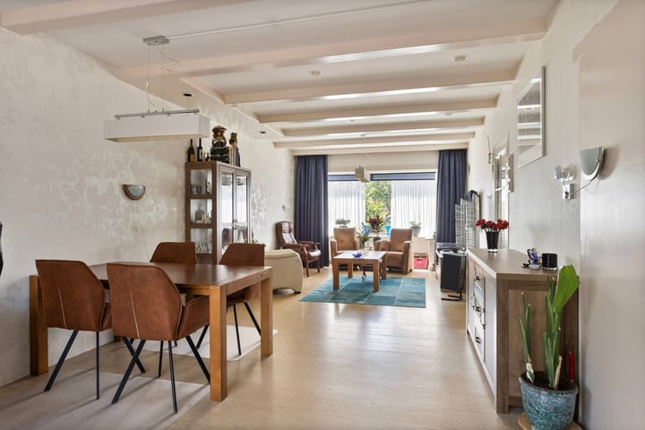 Foto 19 van Parallelweg 44