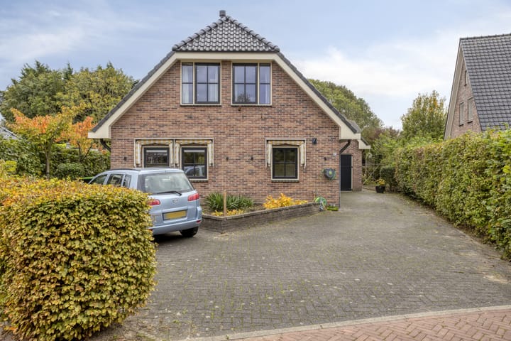 Photo 2 of Gooischelaan 14