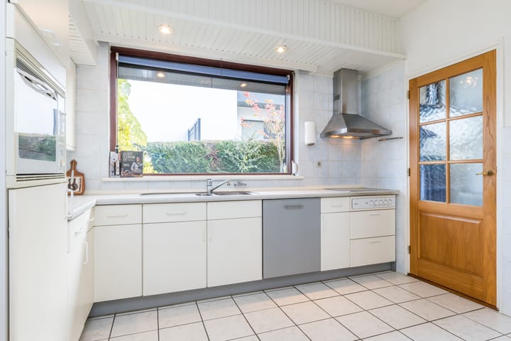 Foto 16 van Douvenderweg 18