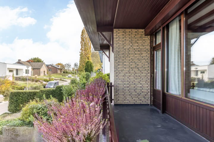 Foto 10 van Douvenderweg 18