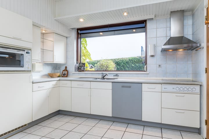 Foto 15 van Douvenderweg 18