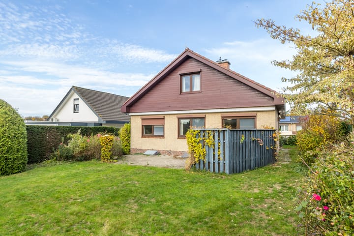 Foto 50 van Douvenderweg 18