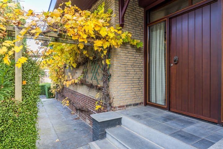 Foto 2 van Douvenderweg 18