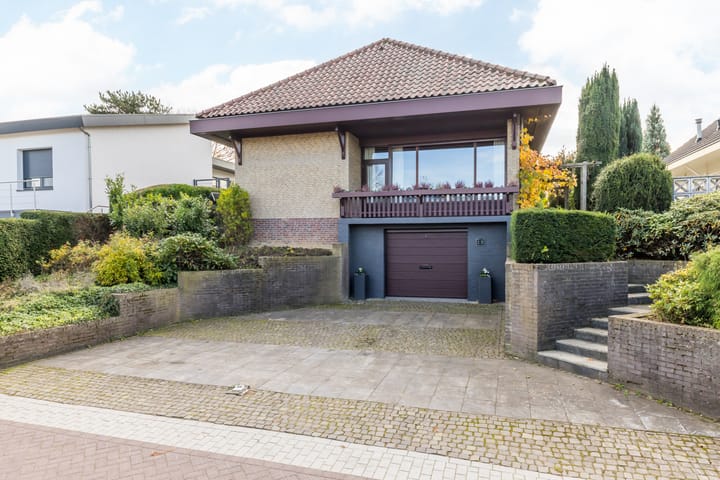 Foto 54 van Douvenderweg 18