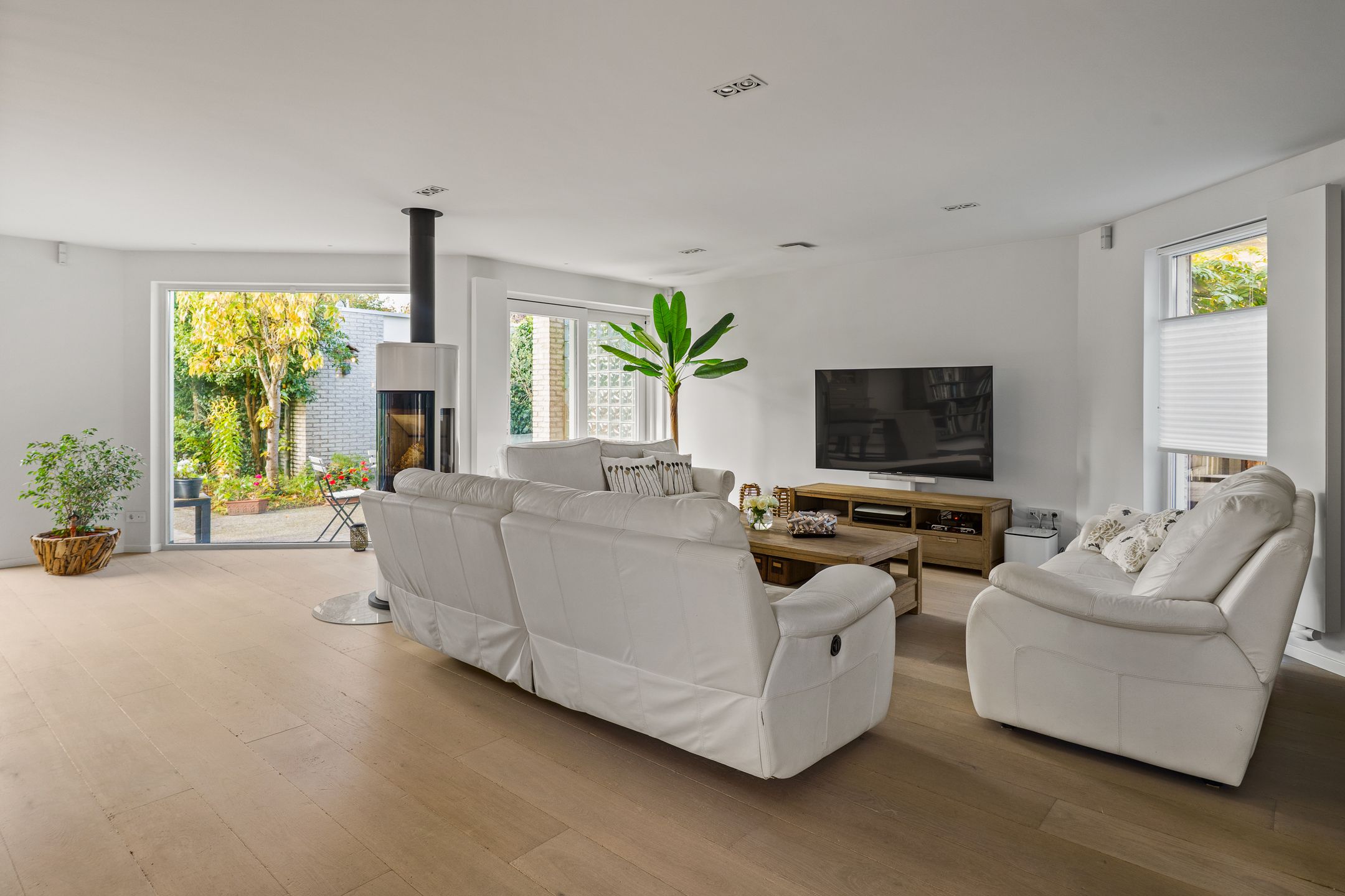 Foto 3 van Houtwielhof 5