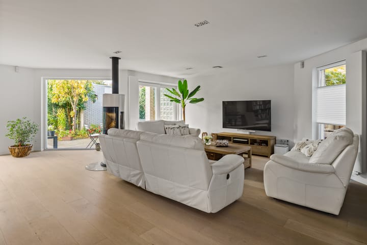 Photo 2 of Houtwielhof 5