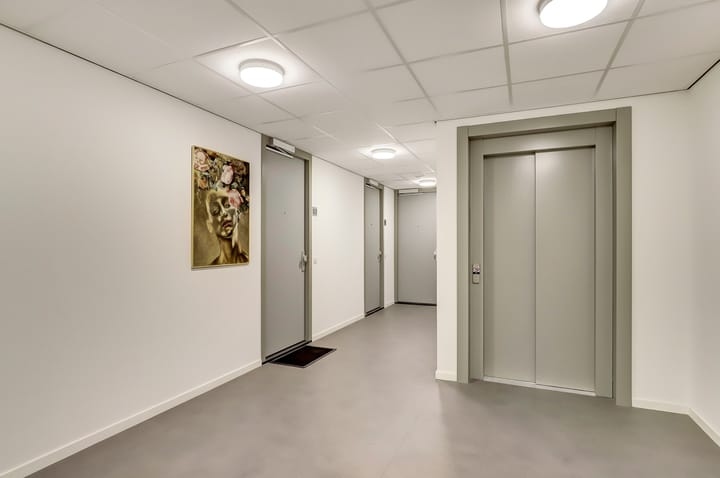 Photo 7 of St. Theresiastraat 63