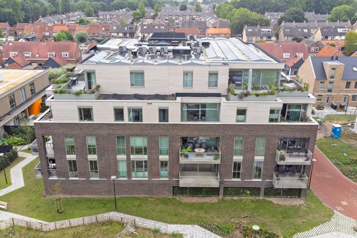 Photo 27 of St. Theresiastraat 63