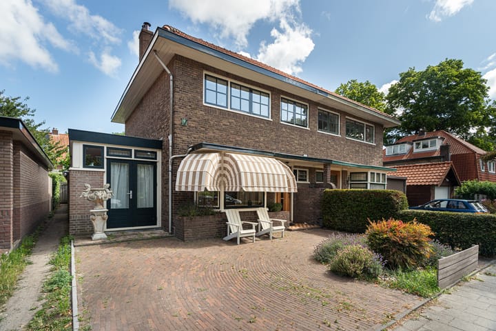 Foto 4 van De Genestetlaan 4