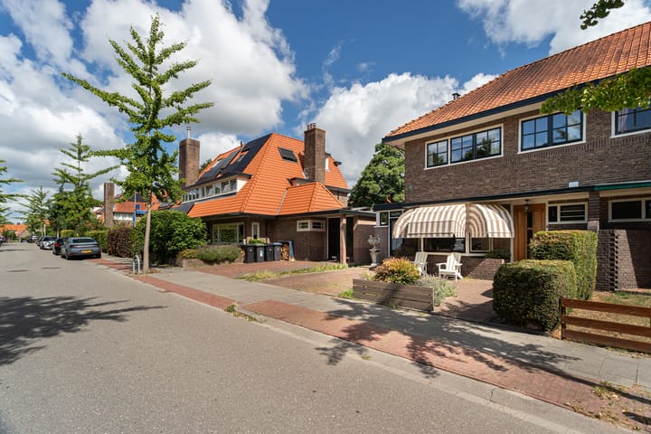 Foto 7 van De Genestetlaan 4