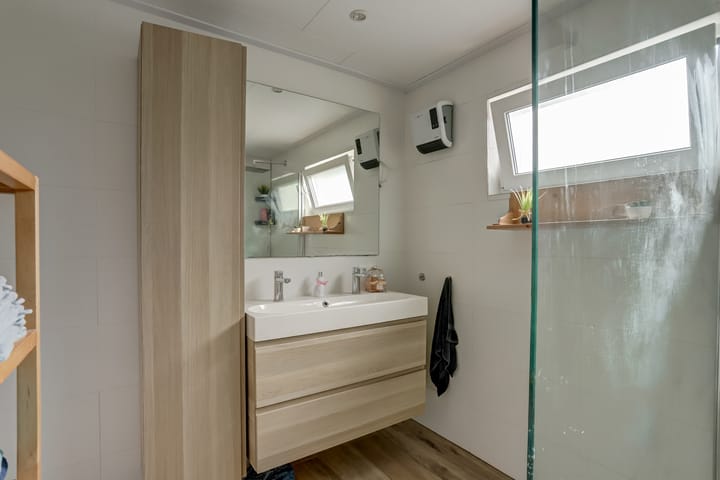 Photo 15 of Hoofdkanaal WZ 104