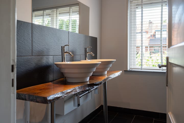 Foto 34 van De Genestetlaan 4