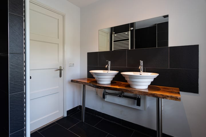 Foto 35 van De Genestetlaan 4