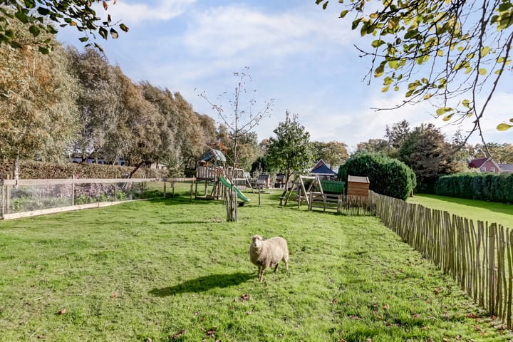 Photo 33 of Hoofdkanaal WZ 104