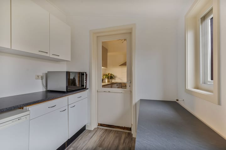 Photo 18 of Douwemastrjitte 43