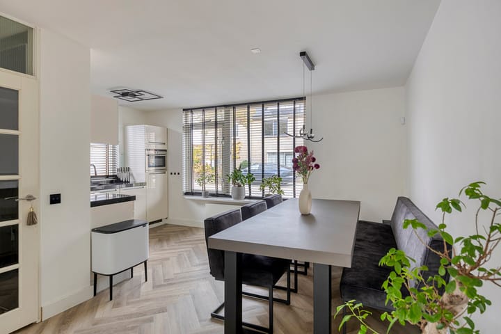 Foto 11 van Elvis Presleystraat 6