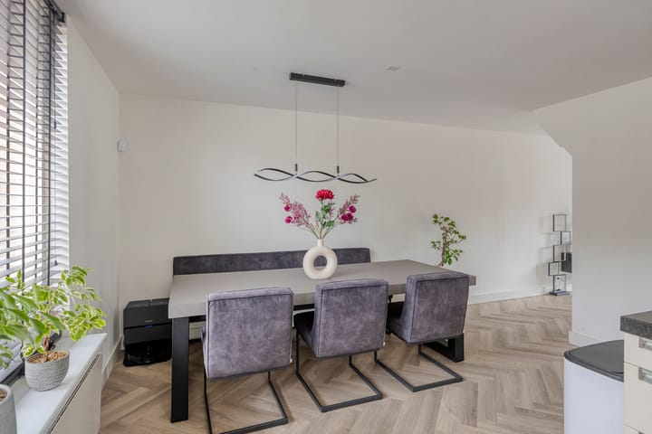 Foto 15 van Elvis Presleystraat 6