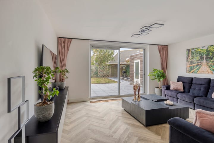 Foto 17 van Elvis Presleystraat 6