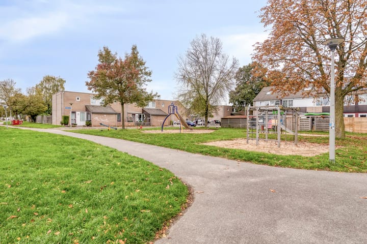 Foto 52 van Elvis Presleystraat 6