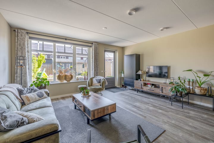 Foto 9 van Wiekenas 5