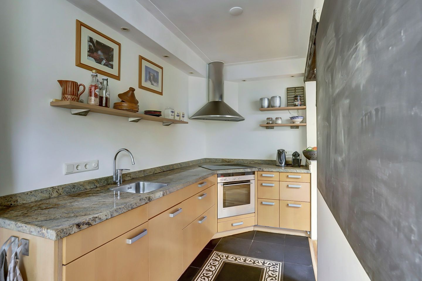 Foto 19 van Hertstraat 71