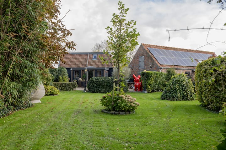 Photo 4 of Hartweg 8