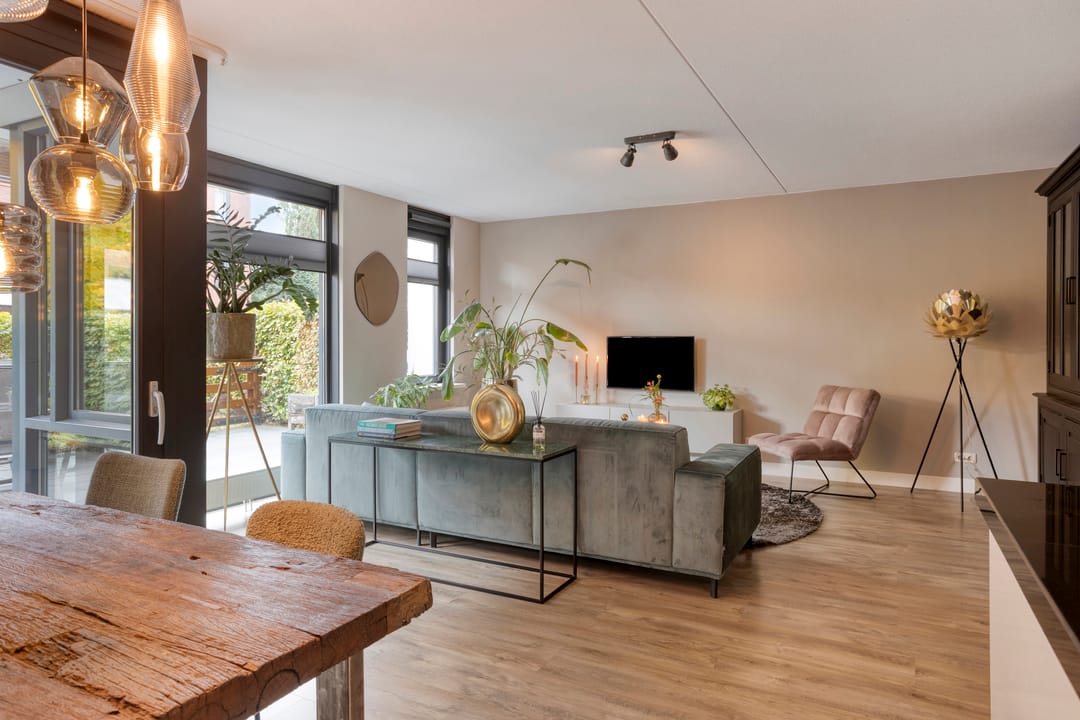 Photo 16 of S.L. Louwesstraat 16