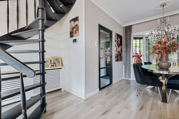 Foto 5 van Larixstraat 12