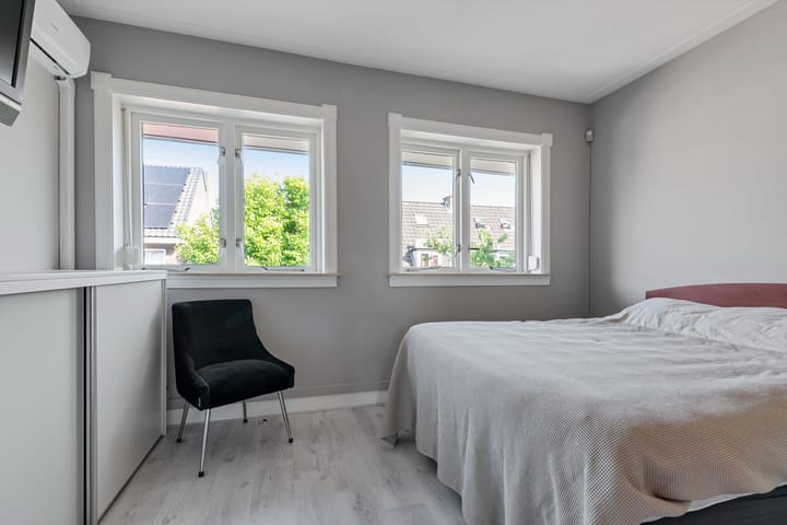 Foto 16 van Larixstraat 12