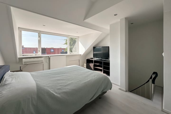 Foto 17 van Larixstraat 12