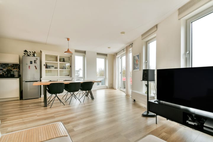 Foto 6 van Berlagelaan 60