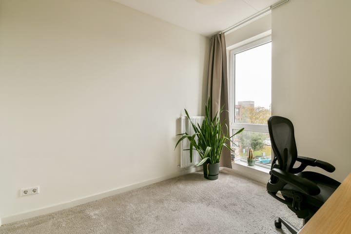 Foto 19 van Berlagelaan 60