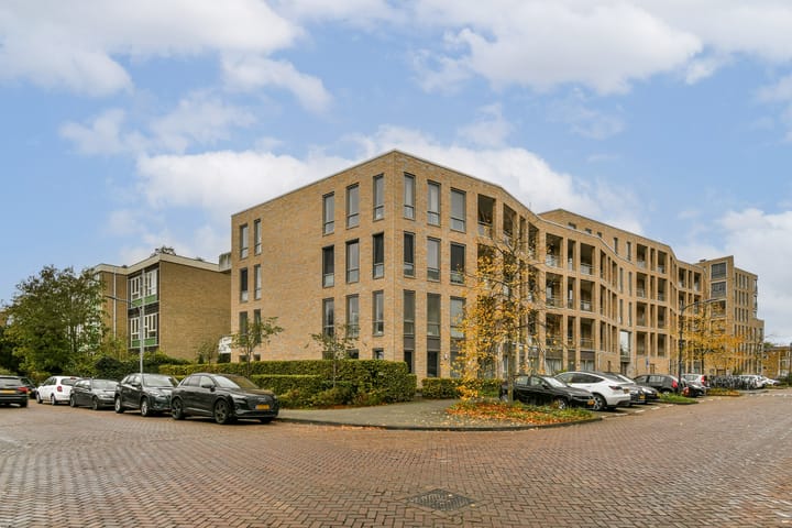 Foto 22 van Berlagelaan 60