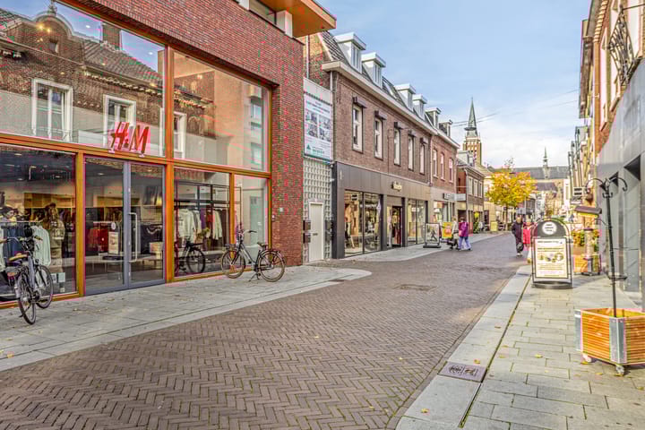 Photo 41 of Julianasingel 30