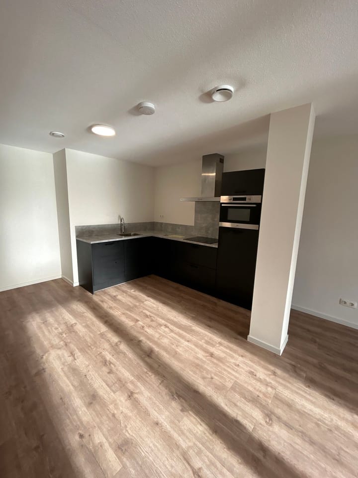 Photo 2 of Prins Hendrikkade 12-A