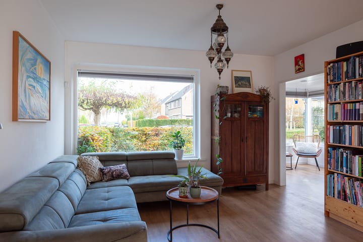 Photo 10 of Vliegersplein 51