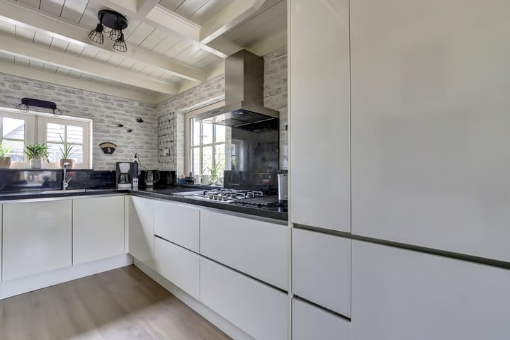 Photo 15 of Veerweg 10