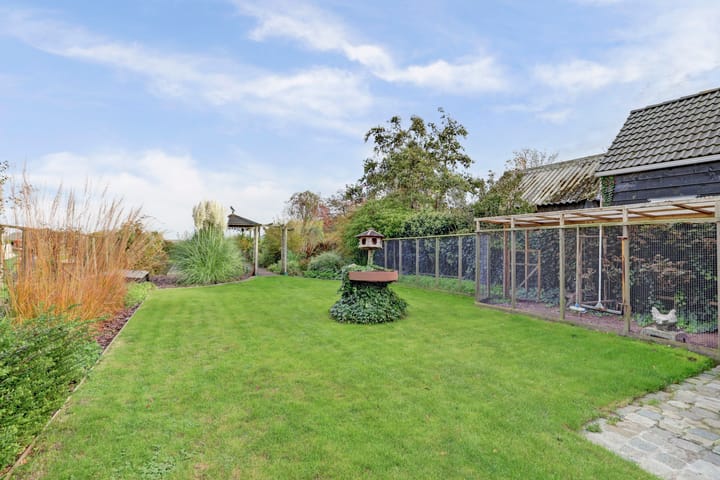 Photo 33 of Veerweg 10