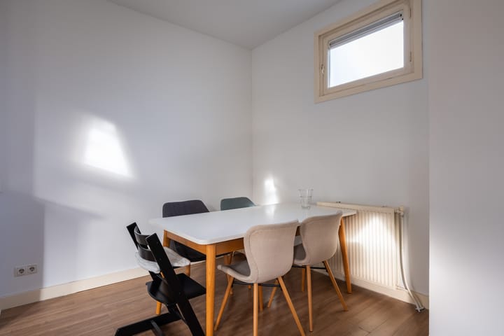 Photo 12 of Zandhofsestraat 2-A