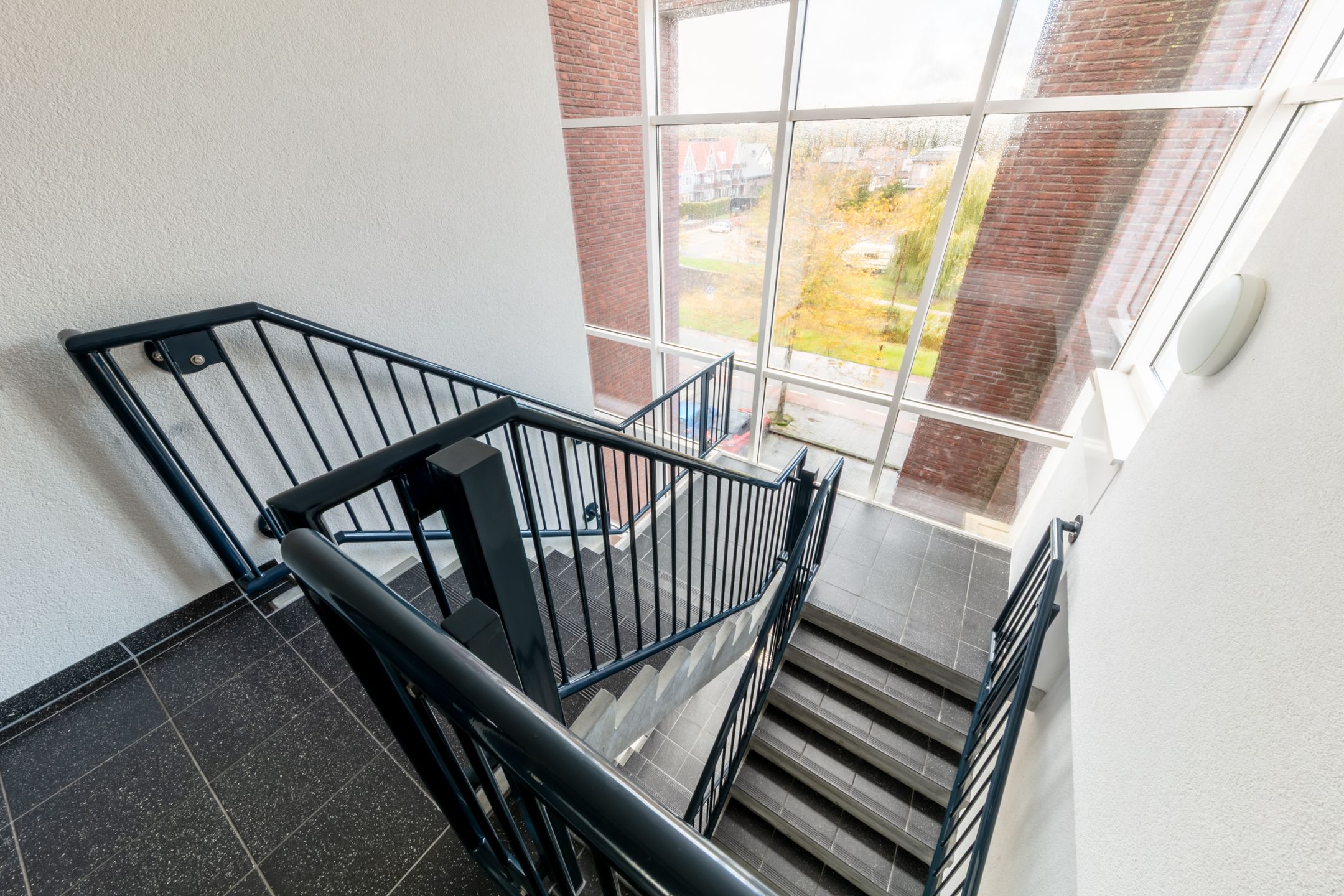 Photo 33 of de Ruy 98