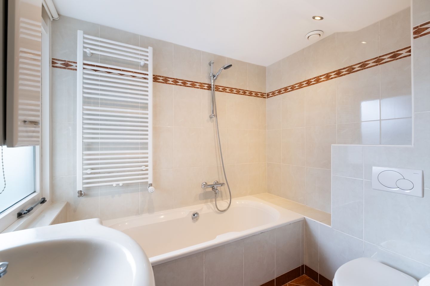 Foto 19 van Duyst van Voorhoutweg 43