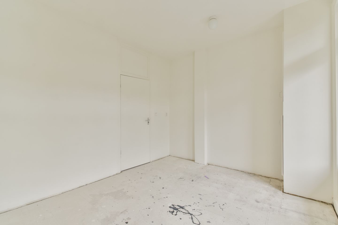 Photo 14 of Van Spilbergenstraat 18-2