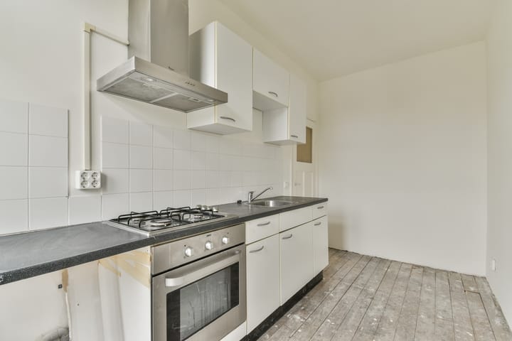 Foto 28 van Van Spilbergenstraat 18-2